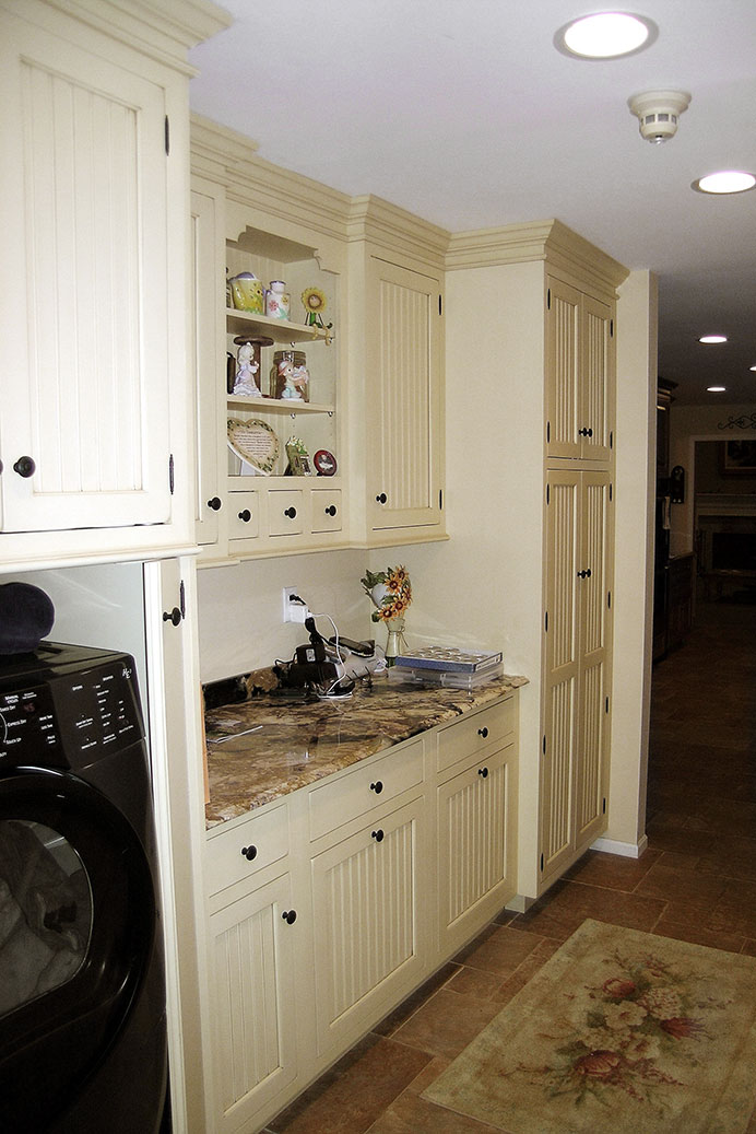 David Williams Design Custom Laundry Cabinetry Design